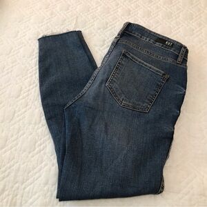 Kut from the Kloth Button Fly Purposely Distressed Raw Edge Slim Jeans Size 6